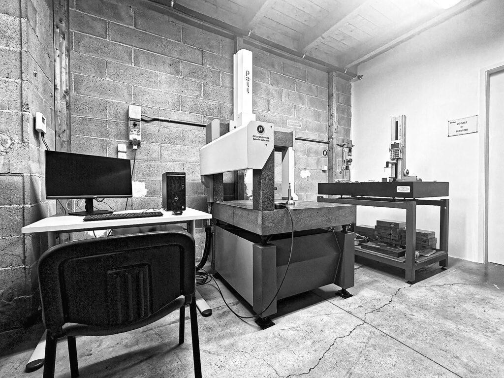 sala-metrologica_bn-1024x768 Qualità